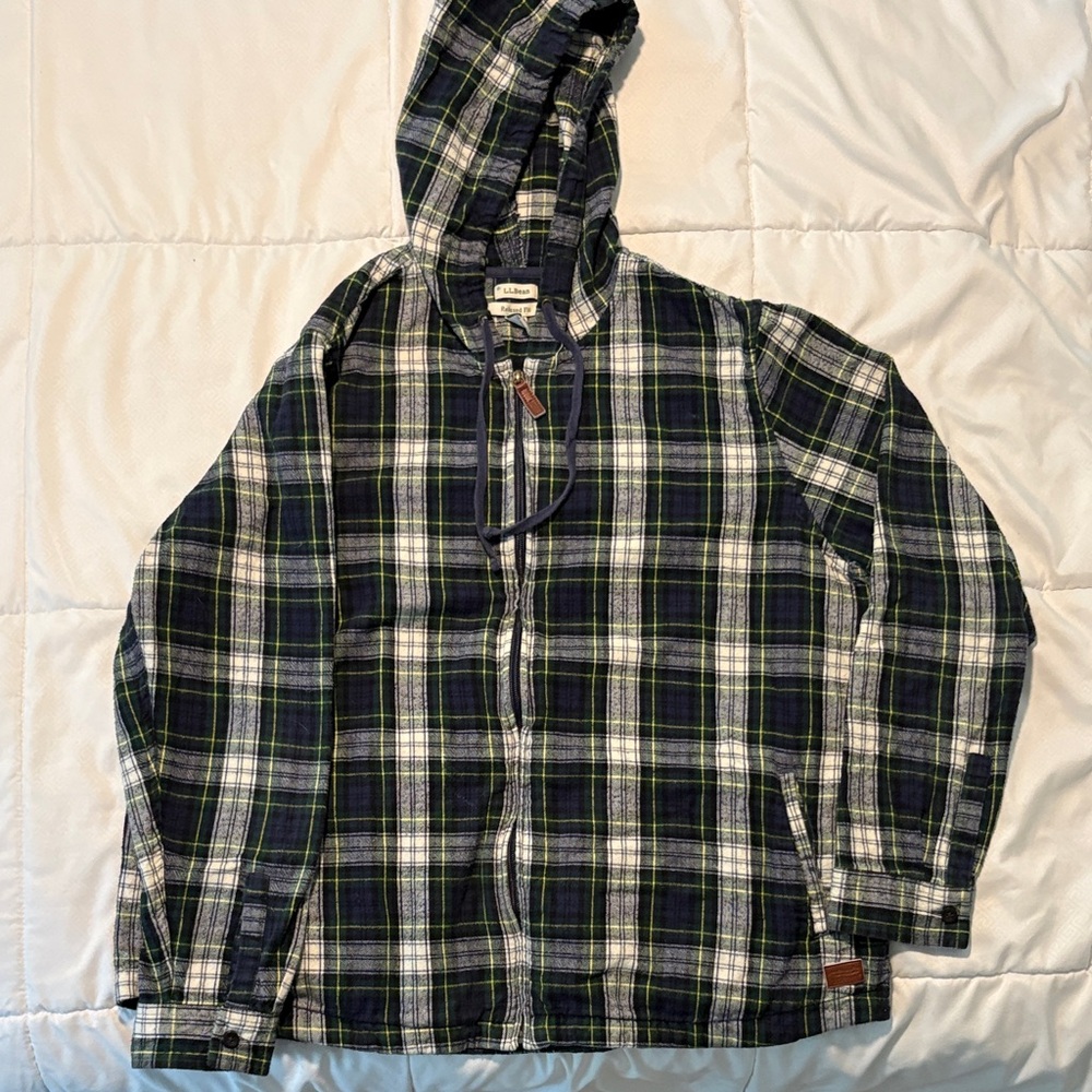 LL Bean Plaid Hooded Flannel Zip Shirt Jacket in Navy, White & Green